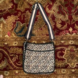 EUC Cheetah Crossbody Bag w/Guitar Strap.🐆